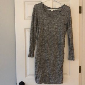 Gap long sleeve maternity dress